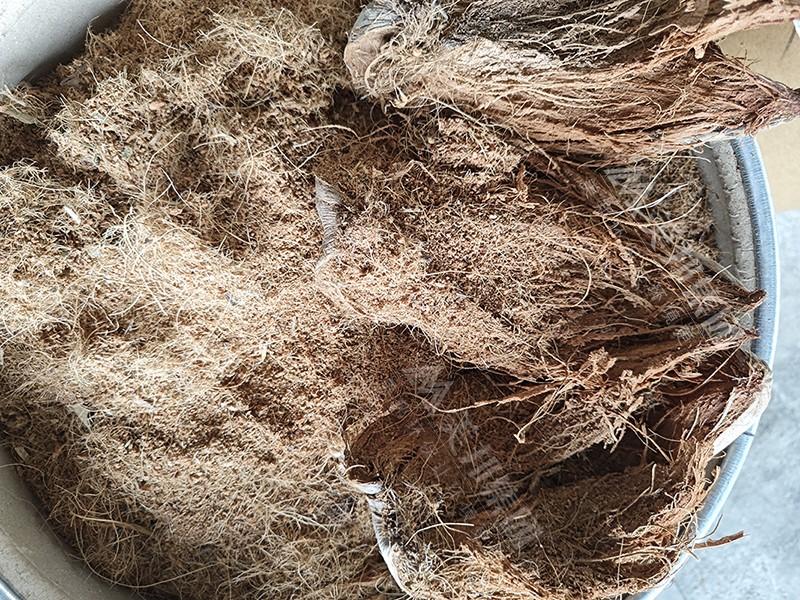 高效脫水新利器：高壓對(duì)輥壓榨脫水機(jī)賦能椰糠產(chǎn)業(yè)轉(zhuǎn)型