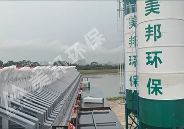 深圳河道淤泥脫水現(xiàn)場(chǎng)